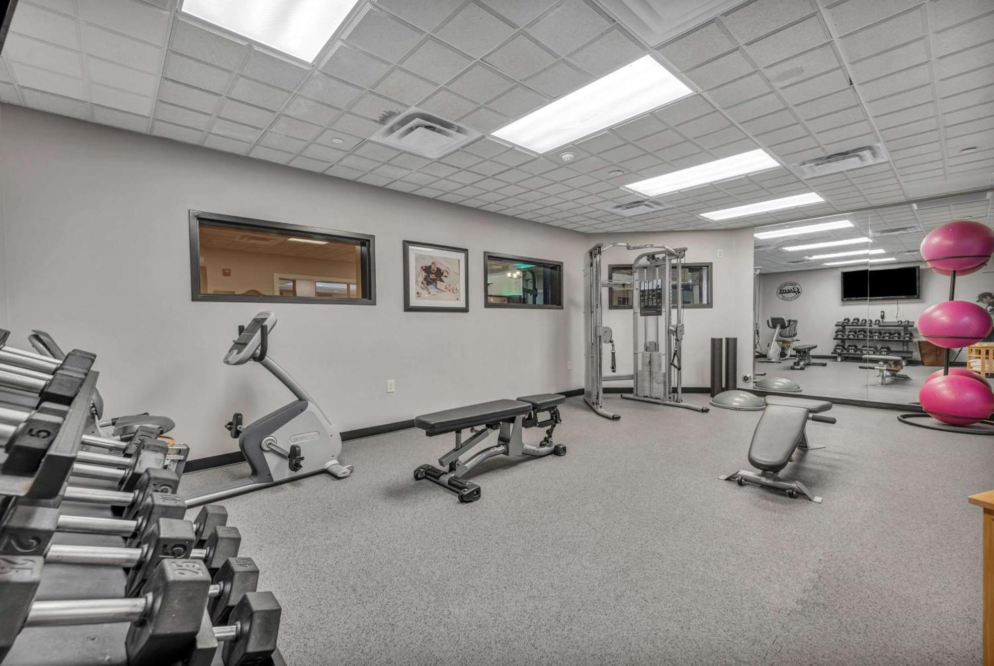 Wingate By Wyndham State Arena Raleigh/Cary Hotel Luaran gambar